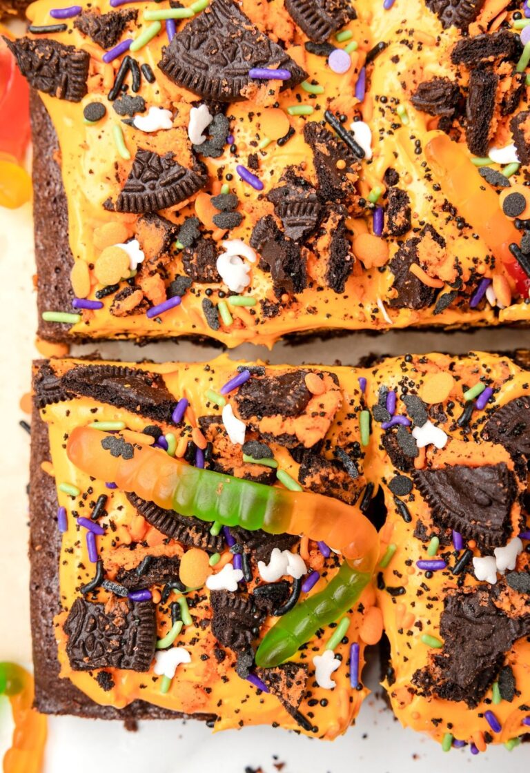 Halloween Oreo Brownies (Quick & Easy Recipe)